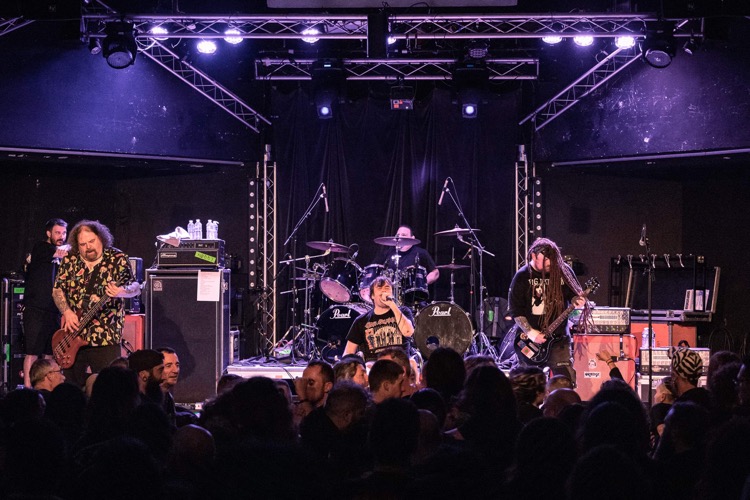 Napalm Death + DropDead + Siberian Meat Grinder + Escuela Grind en concert
